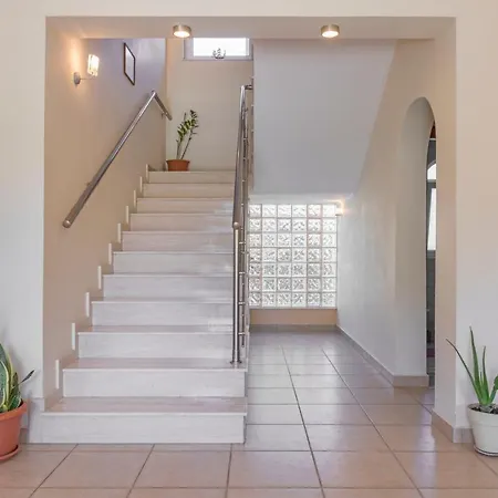 Lina's Amazing House In Ialysos * 依克希亚